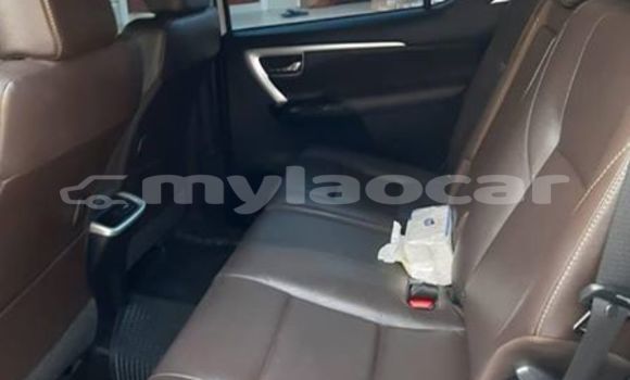 Buy Used Toyota Fortuner White Car in Vientiane in Vientiane Province Buy Used Toyota Fortuner White Car in Vientiane in Vientiane Province