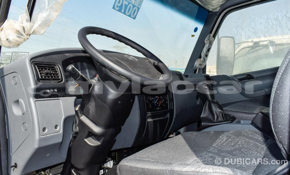 ຊື້ ການ ນຳ ເຂົ້າ Mercedes-Benz 190 (W201) White ລົດ ໃນ Import - Dubai ໃນ Attapeu Province ຊື້ ການ ນຳ ເຂົ້າ Mercedes-Benz 190 (W201) White ລົດ ໃນ Import - Dubai ໃນ Attapeu Province