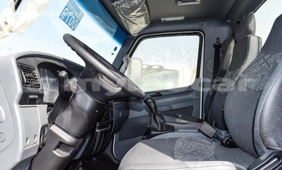 ຊື້ ການ ນຳ ເຂົ້າ Mercedes-Benz 190 (W201) White ລົດ ໃນ Import - Dubai ໃນ Attapeu Province ຊື້ ການ ນຳ ເຂົ້າ Mercedes-Benz 190 (W201) White ລົດ ໃນ Import - Dubai ໃນ Attapeu Province