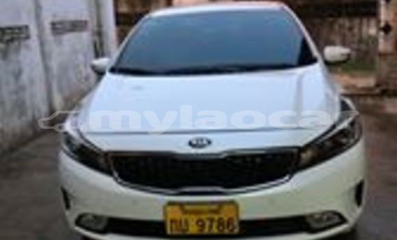 Buy Used Kia Cerato White Car in Vientiane in Vientiane Province Buy Used Kia Cerato White Car in Vientiane in Vientiane Province