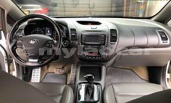 Buy Used Kia Cerato White Car in Vientiane in Vientiane Province Buy Used Kia Cerato White Car in Vientiane in Vientiane Province