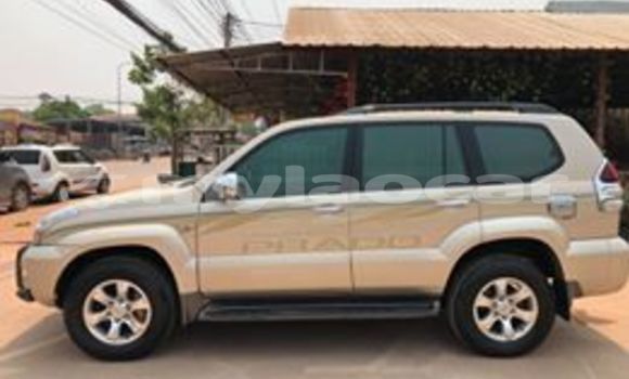 Buy Used Toyota Land Cruiser Prado Beige Car in Vientiane in Vientiane Province Buy Used Toyota Land Cruiser Prado Beige Car in Vientiane in Vientiane Province